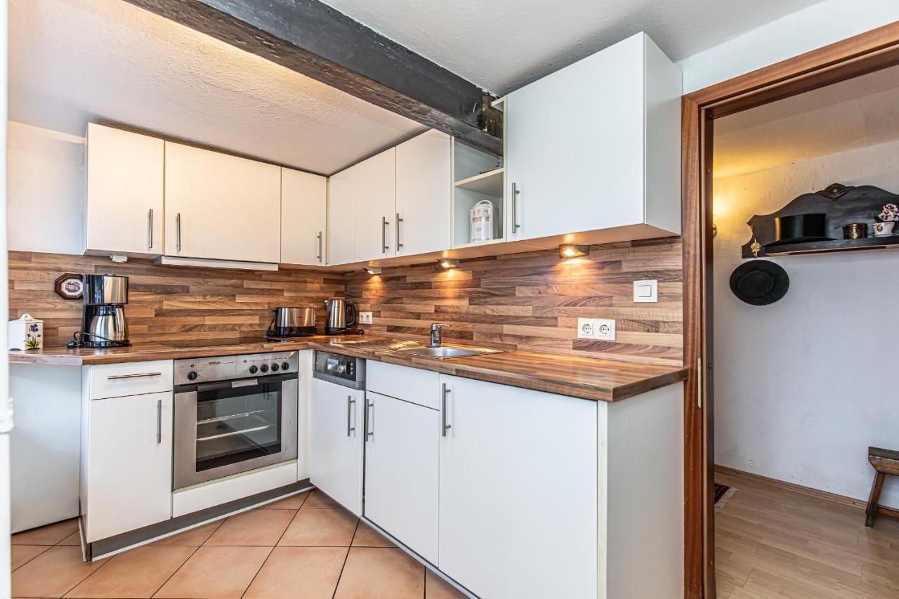 Fewo1846 - Lille Petuhtante II - Elegante Vintage-Wohnung Mit 2 Schlafzimmern เฟลนส์บวร์ก ภายนอก รูปภาพ